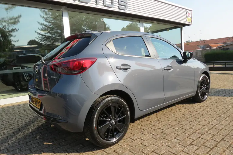 Mazda 2 1.5 e-SkyActiv-G 90 Homura Aka afbeelding 16