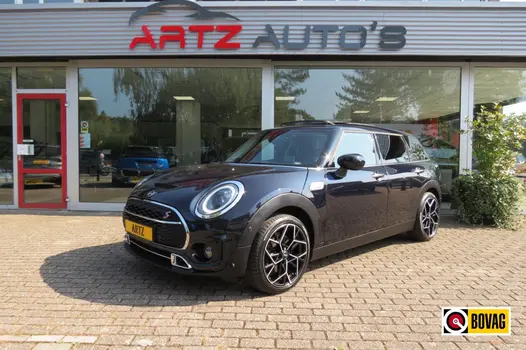 MINI Clubman 2.0 Cooper S LCI YOURS H&K SOUND l PANORAMADAK l HUD