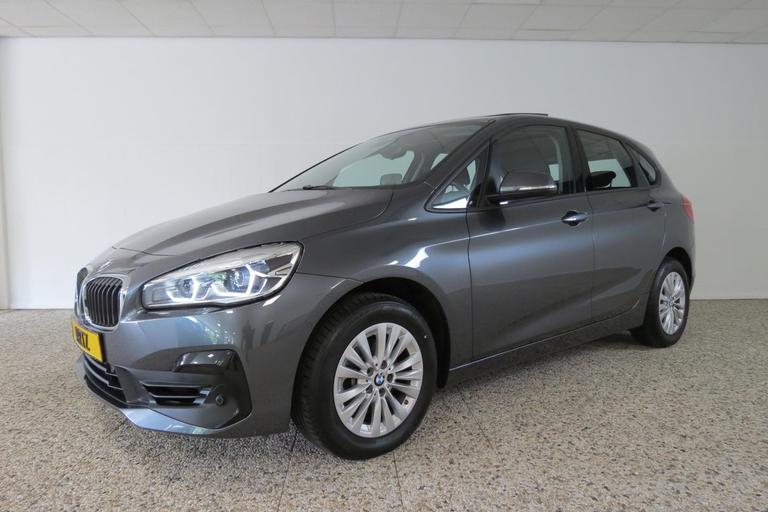 BMW 2 Serie Active Tourer 218i LCI High Executive l Panorama l Head-up l LED afbeelding 2