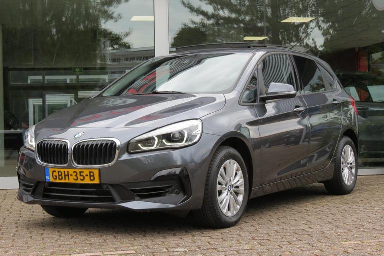 BMW 2 Serie Active Tourer 218i LCI High Executive l Panorama l Head-up l LED afbeelding 3