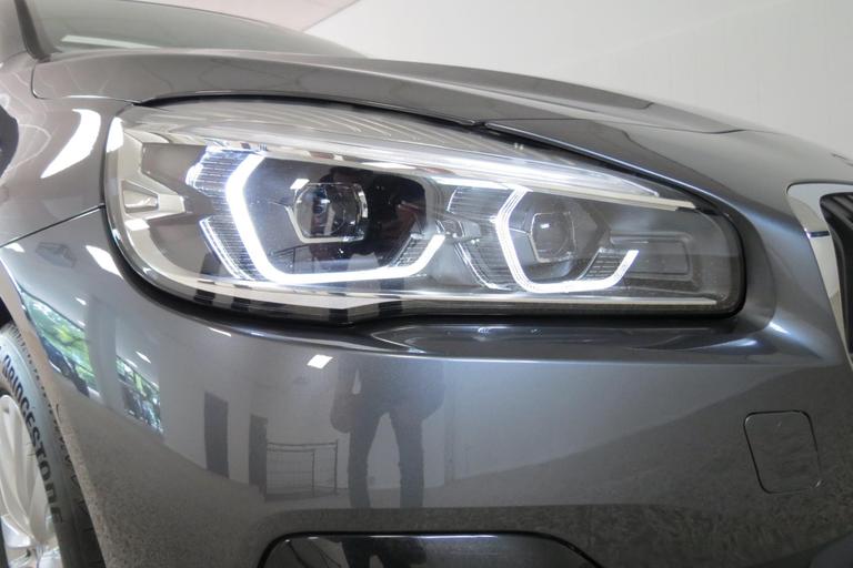 BMW 2 Serie Active Tourer 218i LCI High Executive l Panorama l Head-up l LED afbeelding 12