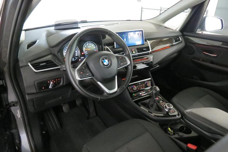 BMW 2 Serie Active Tourer 218i LCI High Executive l Panorama l Head-up l LED afbeelding 17