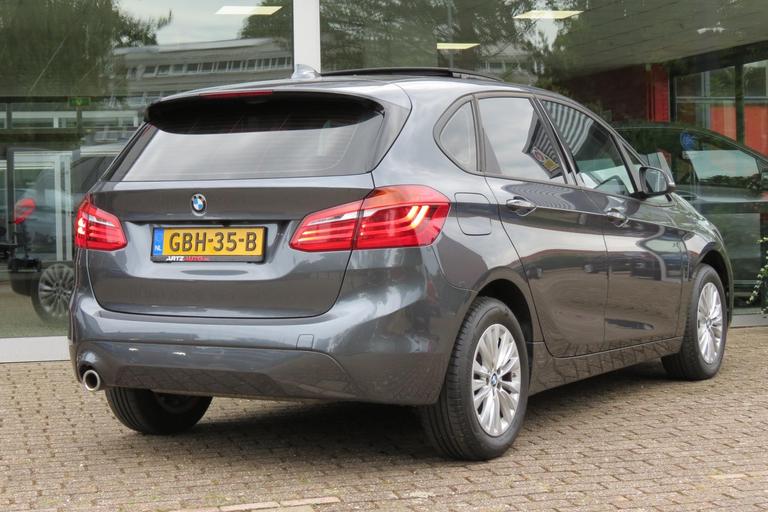 BMW 2 Serie Active Tourer 218i LCI High Executive l Panorama l Head-up l LED afbeelding 10