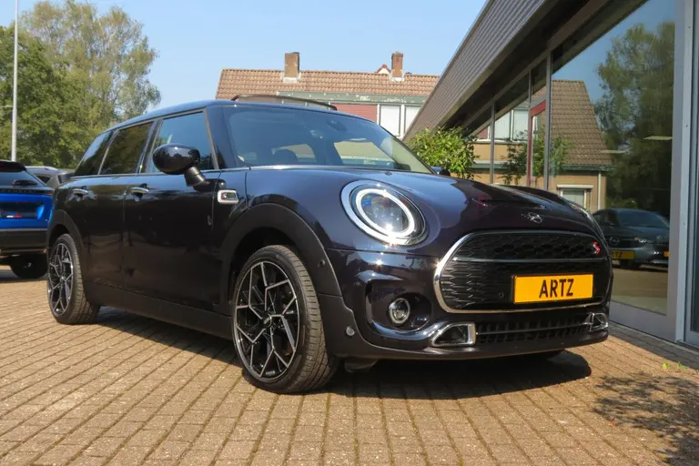 MINI Clubman 2.0 Cooper S LCI YOURS H&K SOUND l PANORAMADAK l HUD afbeelding 19