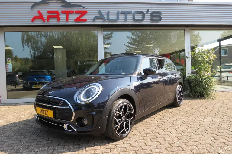 MINI Clubman 2.0 Cooper S LCI YOURS H&K SOUND l PANORAMADAK l HUD afbeelding 2